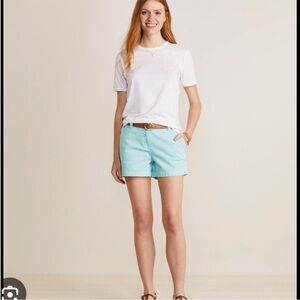 Vineyard Vines Women's Seafoam Green Casual Shorts Size 00